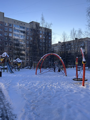 Сдам трехкомнатную (3-комн.) квартиру, Комендантский пр-кт, 40ак1, Санкт-Петербург г