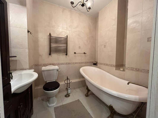 Продам трехкомнатную (3-комн.) квартиру, Комитетская (Юбилейный мкр) ул, 7, Королев г