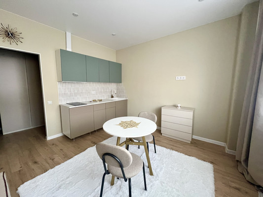 Продам трехкомнатную (3-комн.) квартиру, Лесной пр-кт, 37к1, Санкт-Петербург г