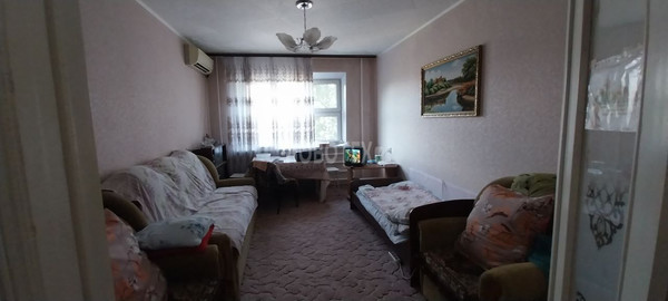 Продам трехкомнатную (3-комн.) квартиру, Гоголя ул, 196, Кропоткин г