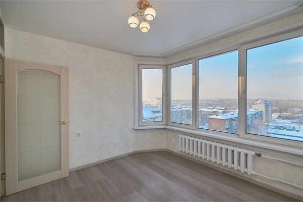 Продам двухкомнатную (2-комн.) квартиру, Муравьева ул, 2/3, Иркутск г