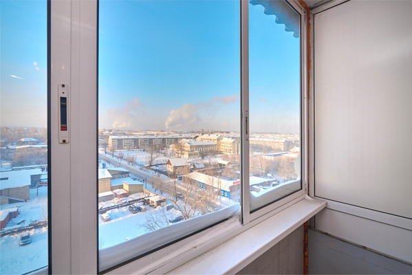 Продам двухкомнатную (2-комн.) квартиру, Муравьева ул, 2/3, Иркутск г