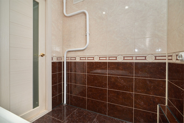 Продам двухкомнатную (2-комн.) квартиру, Муравьева ул, 2/3, Иркутск г