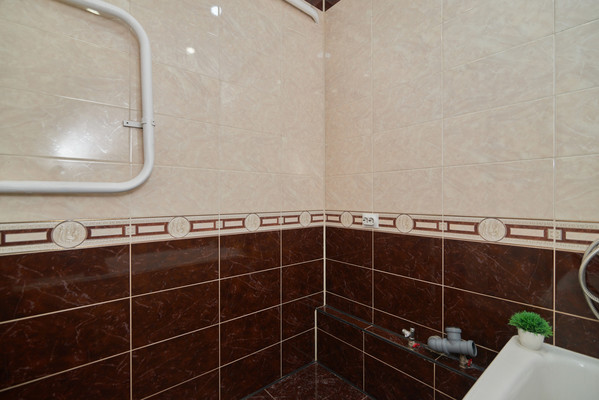 Продам двухкомнатную (2-комн.) квартиру, Муравьева ул, 2/3, Иркутск г