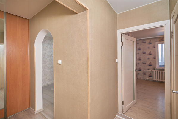 Продам двухкомнатную (2-комн.) квартиру, Муравьева ул, 2/3, Иркутск г