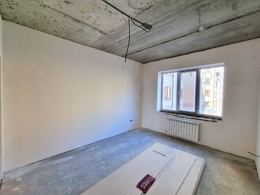 Продам трехкомнатную (3-комн.) квартиру, Шарданова ул, 50к3, Нальчик г