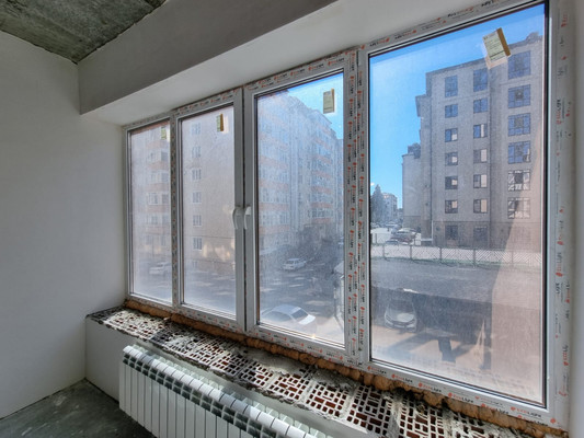 Продам трехкомнатную (3-комн.) квартиру, Шарданова ул, 50к3, Нальчик г