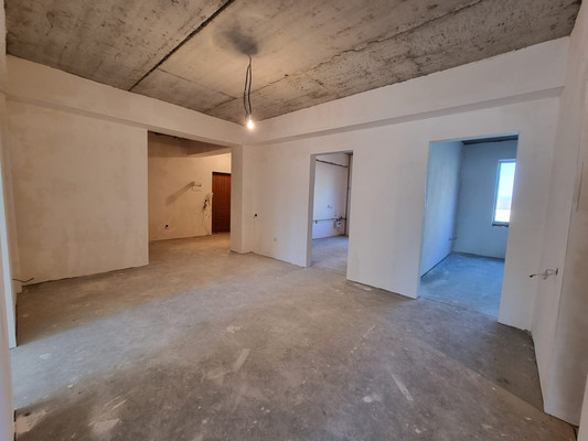 Продам трехкомнатную (3-комн.) квартиру, Шарданова ул, 50к3, Нальчик г