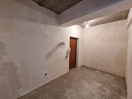 Продам трехкомнатную (3-комн.) квартиру, Шарданова ул, 50к3, Нальчик г