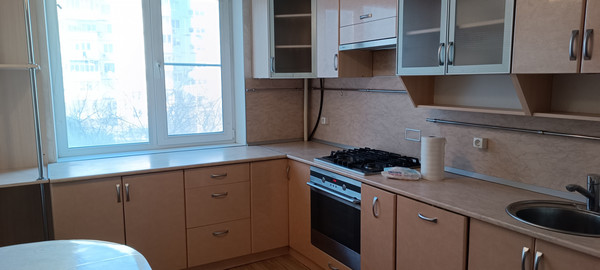 Продам трехкомнатную (3-комн.) квартиру, Видова ул, 167, Новороссийск г