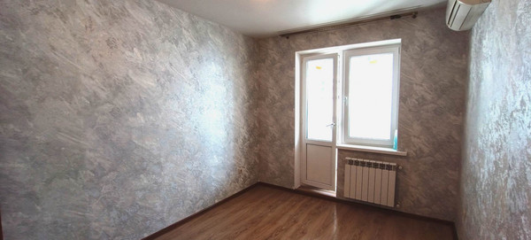 Продам трехкомнатную (3-комн.) квартиру, Видова ул, 167, Новороссийск г