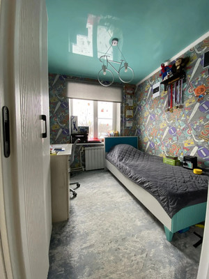 Продам трехкомнатную (3-комн.) квартиру, Ленинградская ул, 123а, Старая Станица ст-ца