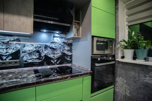 Продам двухкомнатную (2-комн.) квартиру, Ледокольный проезд, 9, Мурманск г