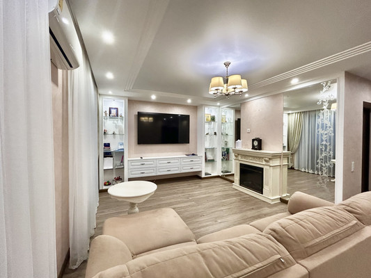 Продам двухкомнатную (2-комн.) квартиру, Одесская ул, 2в, Пенза г