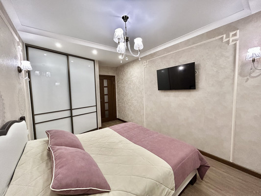 Продам двухкомнатную (2-комн.) квартиру, Одесская ул, 2в, Пенза г