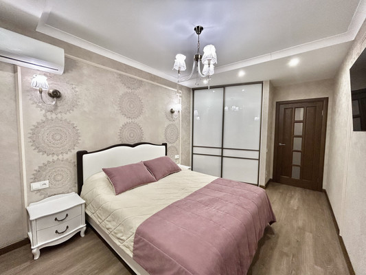 Продам двухкомнатную (2-комн.) квартиру, Одесская ул, 2в, Пенза г