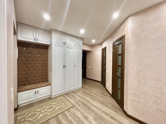 Продам двухкомнатную (2-комн.) квартиру, Одесская ул, 2в, Пенза г