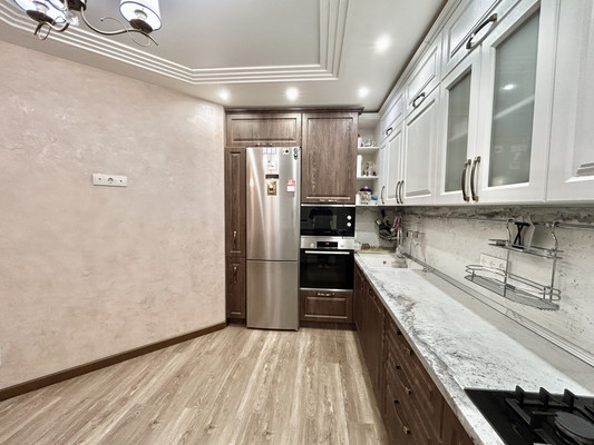 Продам двухкомнатную (2-комн.) квартиру, Одесская ул, 2в, Пенза г