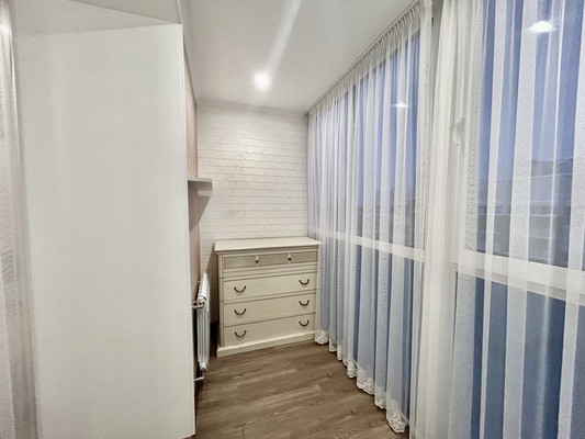 Продам двухкомнатную (2-комн.) квартиру, Одесская ул, 2в, Пенза г