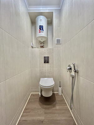 Продам двухкомнатную (2-комн.) квартиру, Одесская ул, 2в, Пенза г