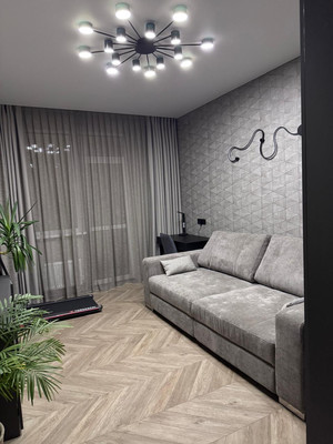 Продам трехкомнатную (3-комн.) квартиру, Стачки пр-кт, 200с1, Ростов-на-Дону г