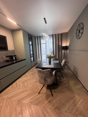 Продам трехкомнатную (3-комн.) квартиру, Стачки пр-кт, 200с1, Ростов-на-Дону г