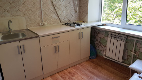 Продам двухкомнатную (2-комн.) квартиру, Кржижановского ул, 7, Грэсовский пгт