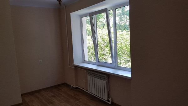 Продам двухкомнатную (2-комн.) квартиру, Кржижановского ул, 7, Грэсовский пгт