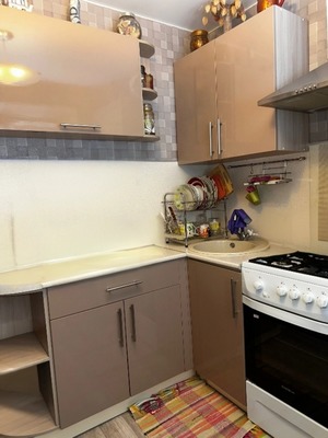 Продам двухкомнатную (2-комн.) квартиру, Сосновая ул, 5, Иваново г