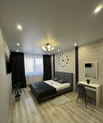 Продам двухкомнатную (2-комн.) квартиру, Летняя ул, 70, Калининград г