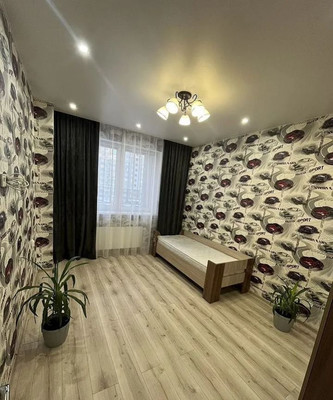 Продам двухкомнатную (2-комн.) квартиру, Летняя ул, 70, Калининград г