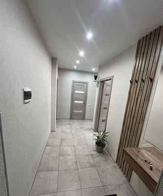 Продам двухкомнатную (2-комн.) квартиру, Летняя ул, 70, Калининград г