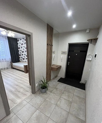 Продам двухкомнатную (2-комн.) квартиру, Летняя ул, 70, Калининград г