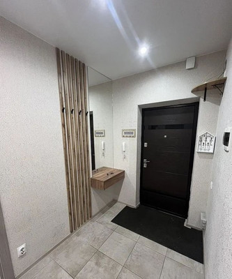 Продам двухкомнатную (2-комн.) квартиру, Летняя ул, 70, Калининград г