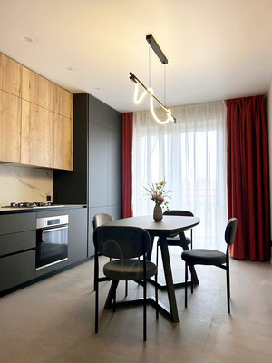 Продам двухкомнатную (2-комн.) квартиру, Орудийная ул, 1А, Калининград г