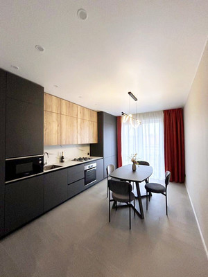 Продам двухкомнатную (2-комн.) квартиру, Орудийная ул, 1А, Калининград г