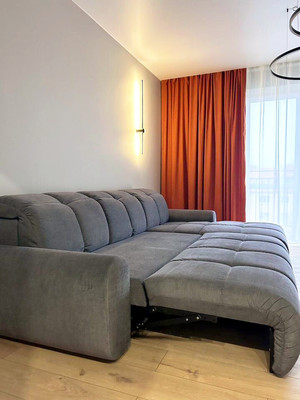 Продам двухкомнатную (2-комн.) квартиру, Орудийная ул, 1А, Калининград г