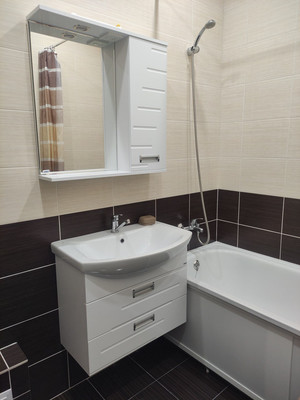 Продам двухкомнатную (2-комн.) квартиру, Антонова ул, 5Д, Пенза г