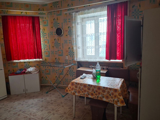 Продам двухкомнатную (2-комн.) квартиру, Сергеева-Ценского ул, 31, Симферополь г