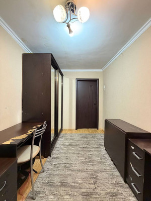 Продам трехкомнатную (3-комн.) квартиру, Ленина пр-кт, 73, Нальчик г