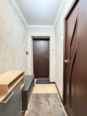 Продам трехкомнатную (3-комн.) квартиру, Ленина пр-кт, 73, Нальчик г