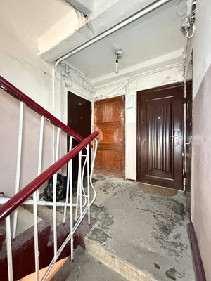 Продам трехкомнатную (3-комн.) квартиру, Ленина пр-кт, 73, Нальчик г