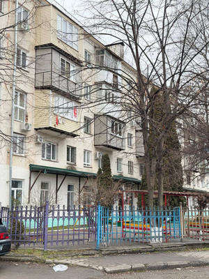 Продам трехкомнатную (3-комн.) квартиру, Ленина пр-кт, 73, Нальчик г