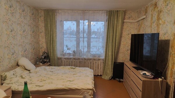 Продам однокомнатную (1-комн.) квартиру, Вучетича ул, 8, Москва г