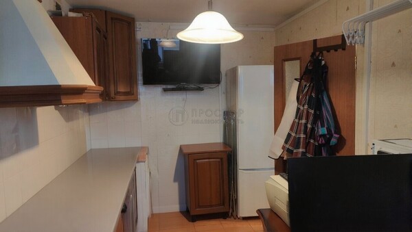 Продам однокомнатную (1-комн.) квартиру, Вучетича ул, 8, Москва г