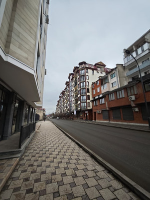 Продам двухкомнатную (2-комн.) квартиру, Ногмова ул, 7, Нальчик г