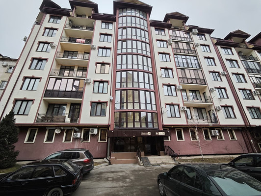 Продам двухкомнатную (2-комн.) квартиру, Ногмова ул, 7, Нальчик г