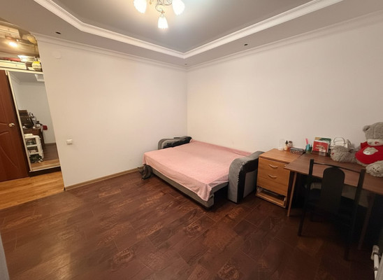 Продам однокомнатную (1-комн.) квартиру, А.А.Кадырова ул, 24ак1, Нальчик г