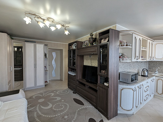 Продам двухкомнатную (2-комн.) квартиру, 50 лет Октября (Климовск мкр.) пр-кт, 19А, Подольск г