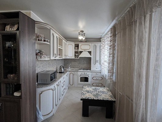 Продам двухкомнатную (2-комн.) квартиру, 50 лет Октября (Климовск мкр.) пр-кт, 19А, Подольск г